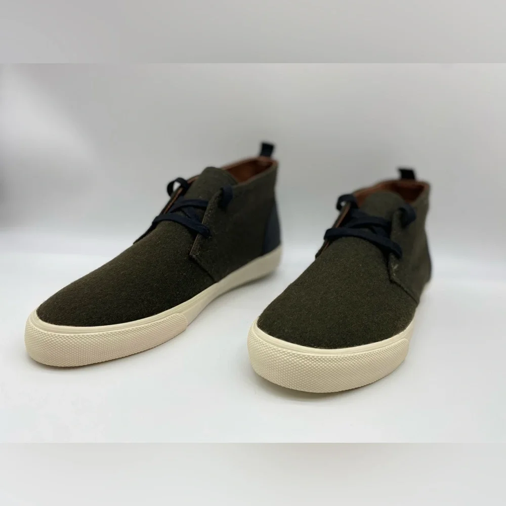 Old Navy Chukka Sneakers, Men's Size 12, Dark Olive Green, Felt Fabric